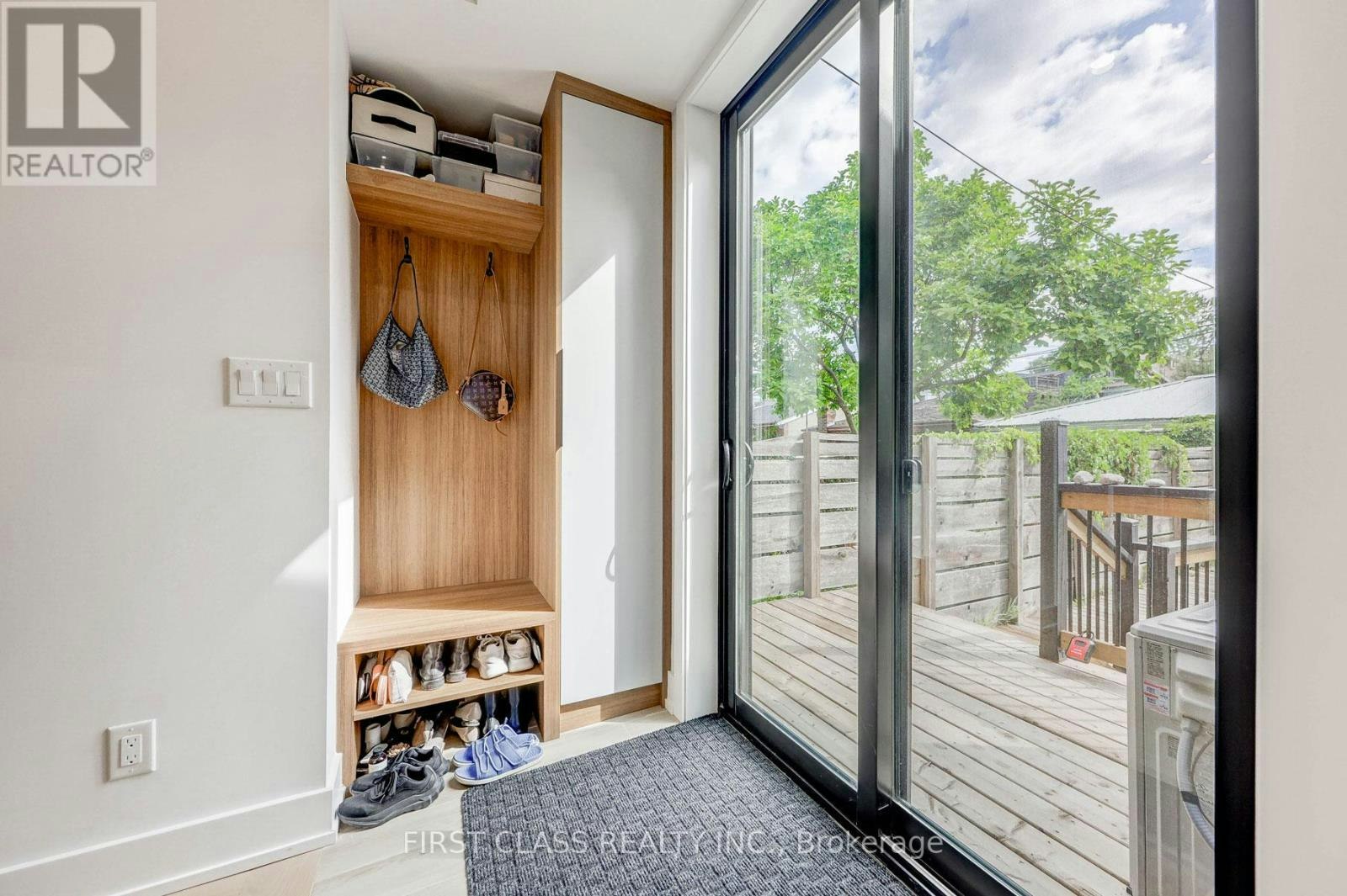 MAIN-431 Roxton Road, Toronto, ON, M6G 3R5 - 10