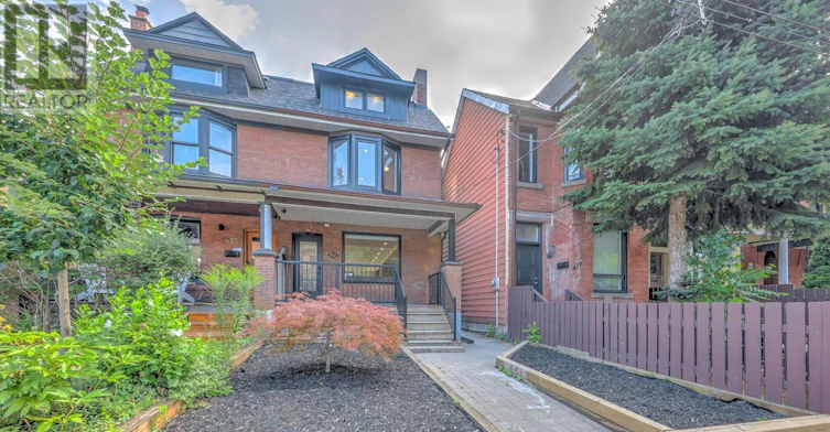 MAIN-431 Roxton Road, Toronto, ON, M6G 3R5