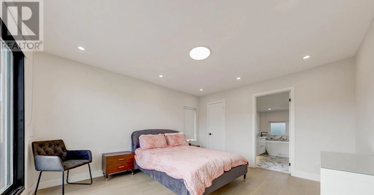 MAIN-431 Roxton Road, Toronto, ON, M6G 3R5 - 21