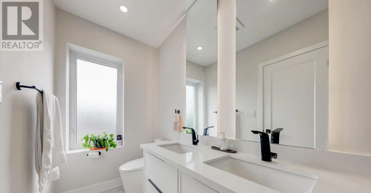 MAIN-431 Roxton Road, Toronto, ON, M6G 3R5 - 17