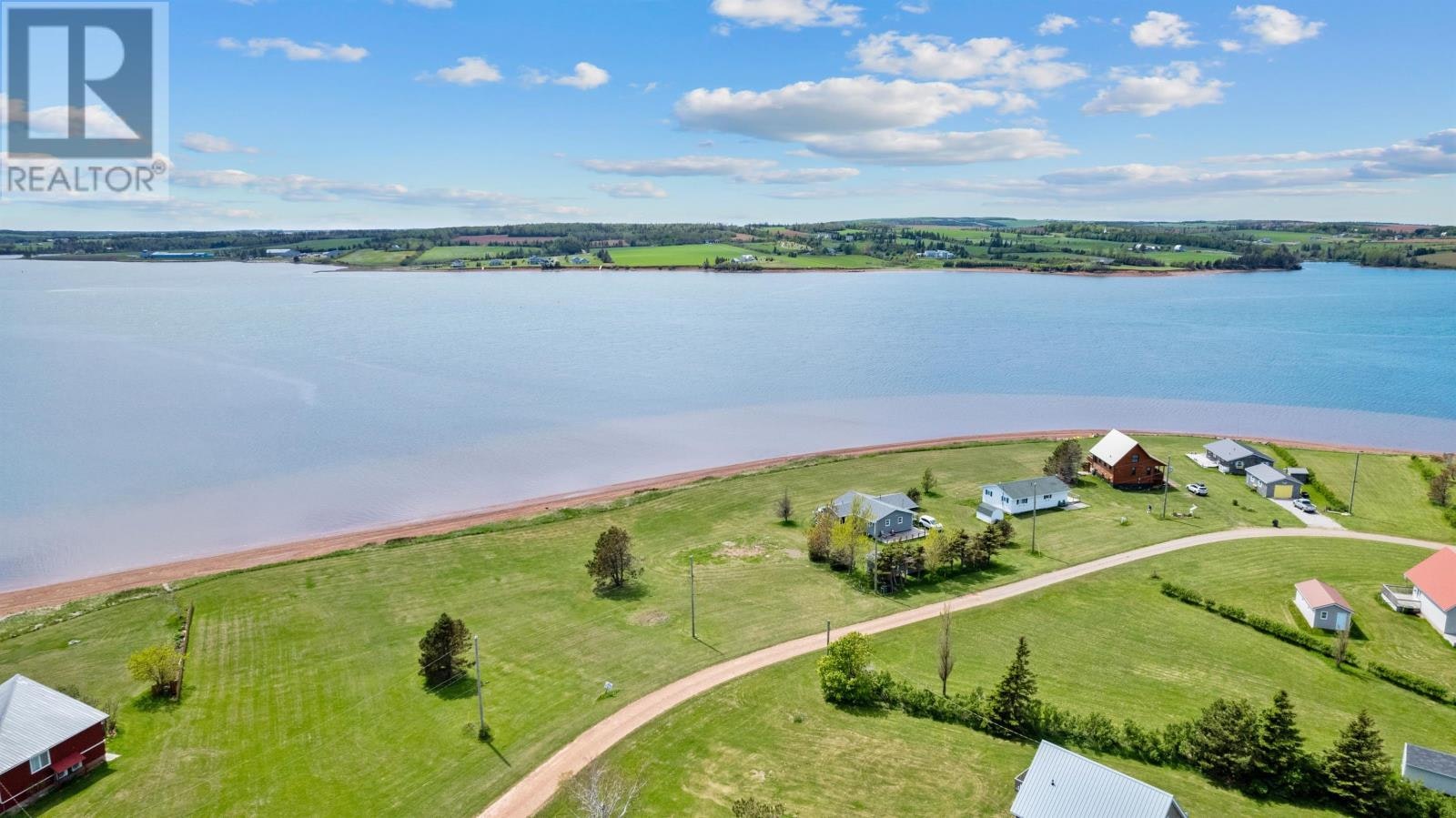422 Hebrides Lane, New London, PE, C0B 1M0