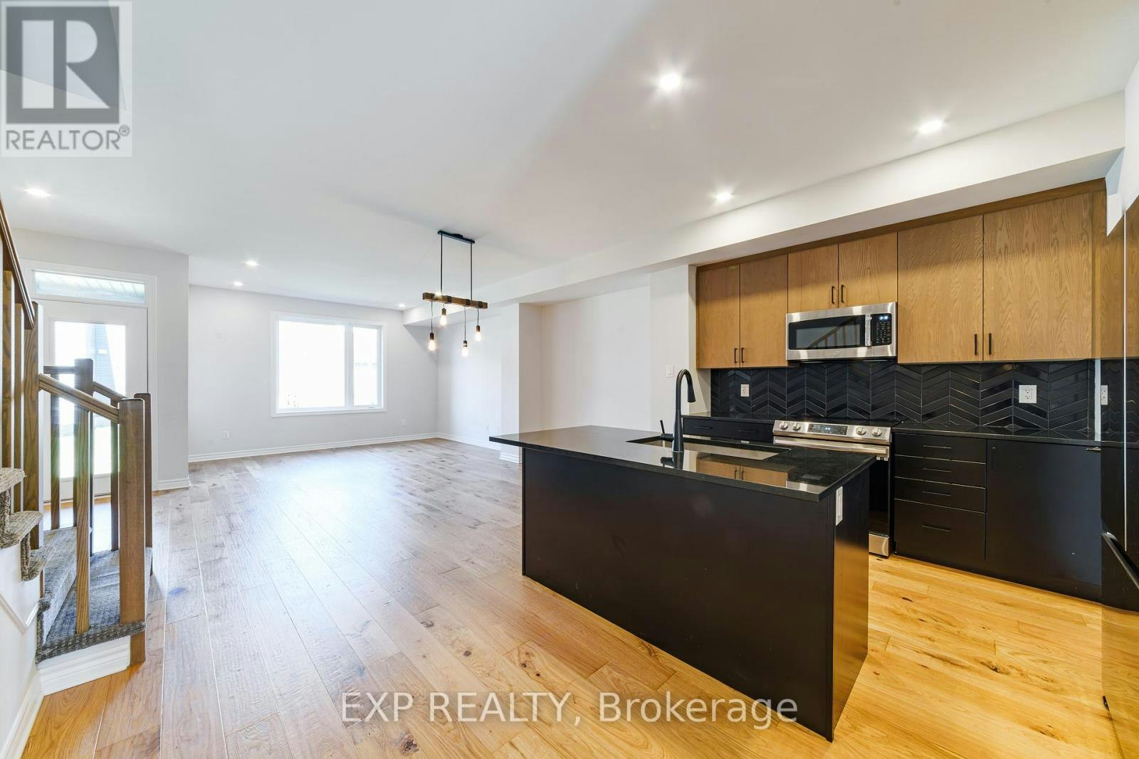 120 Patchell Place, Kemptville, ON, K0G 1J0 - 6