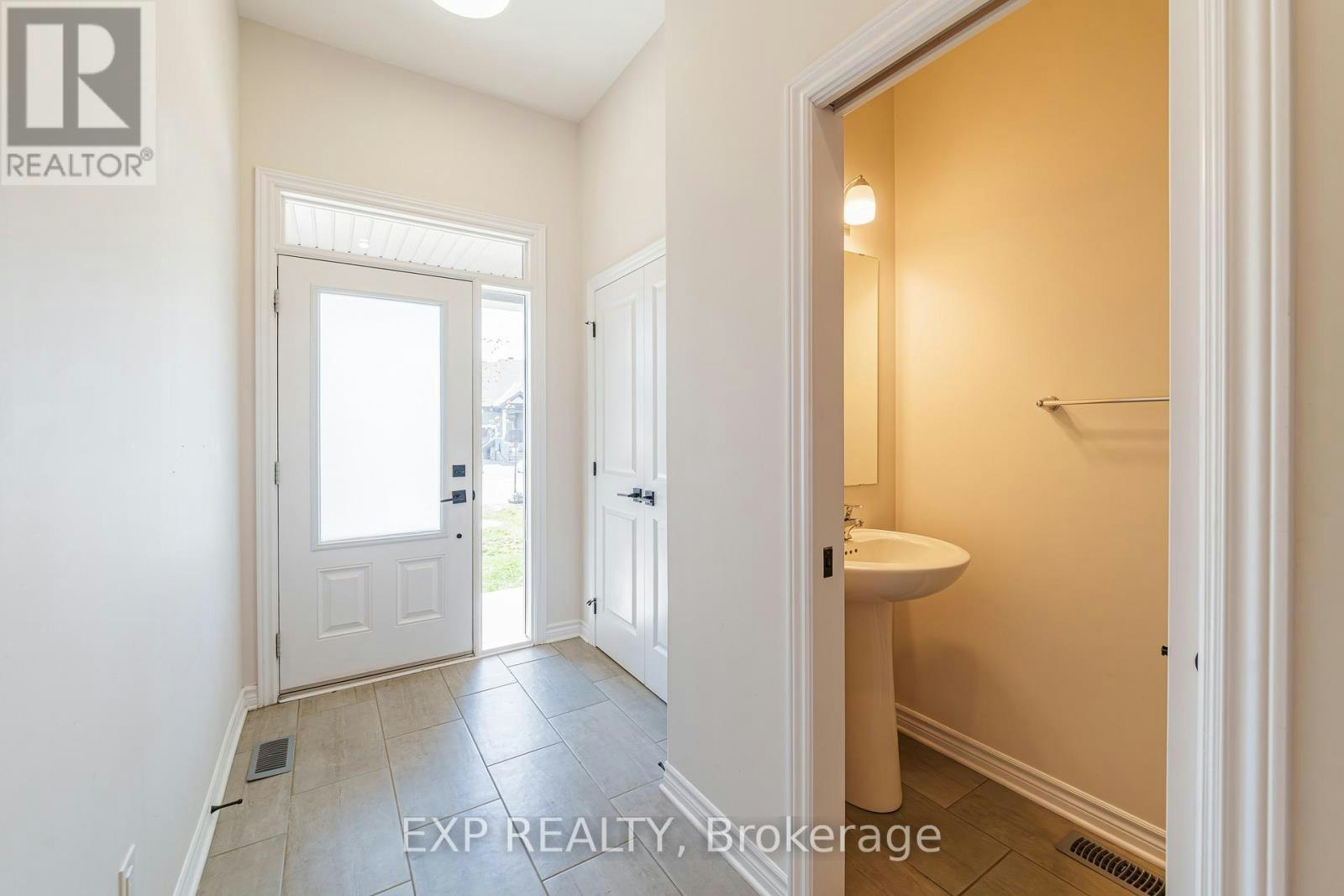 120 Patchell Place, Kemptville, ON, K0G 1J0 - 3