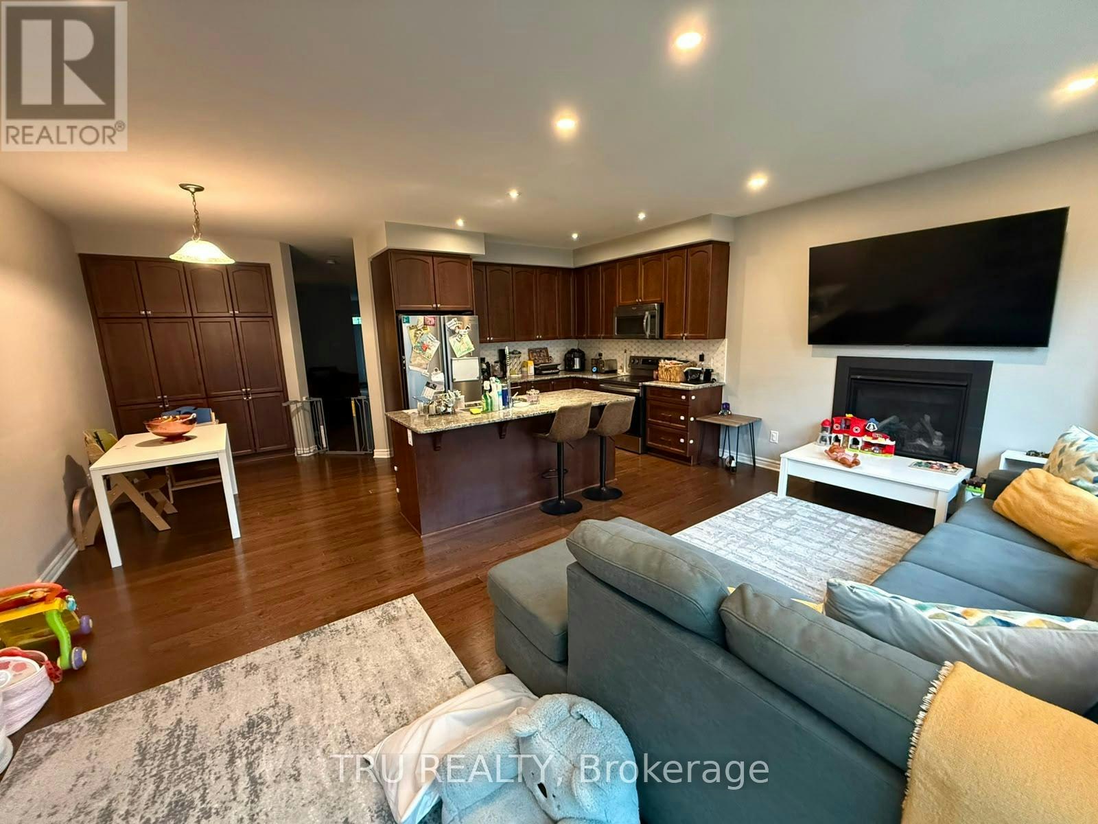 222 Fergus Crescent, Ottawa, ON, K2J 3L7 - 5