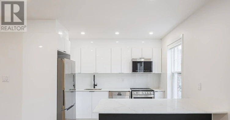 2-383 Spadina Road, Toronto, ON, M5P 2W1 - 2