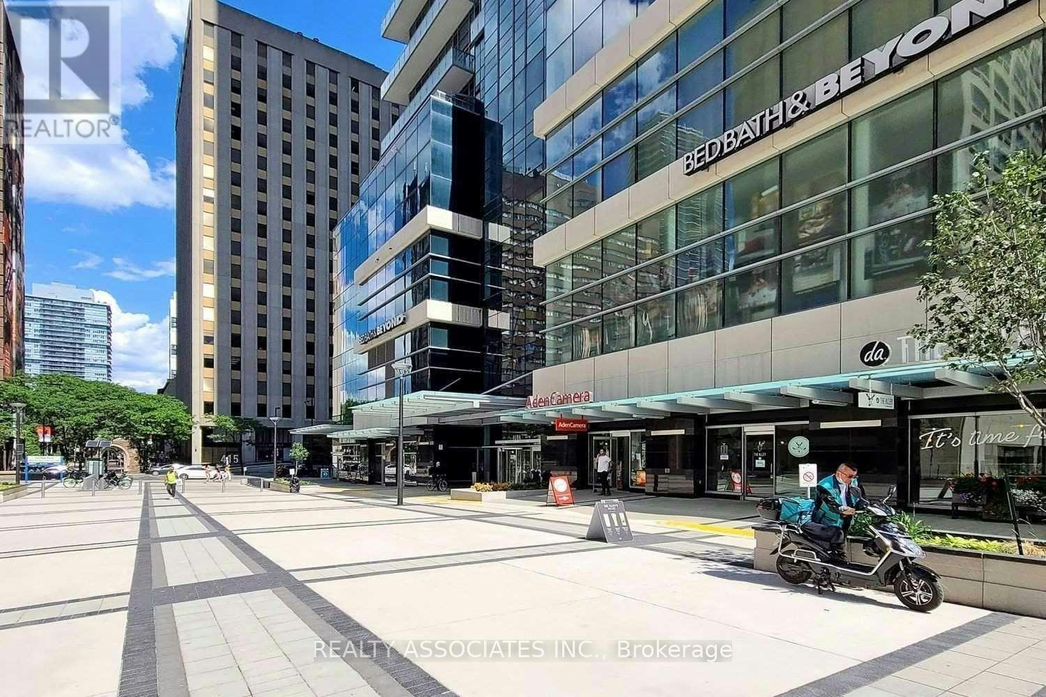 2813-386 Yonge Street, Toronto, ON, M5B 0A5 - 15