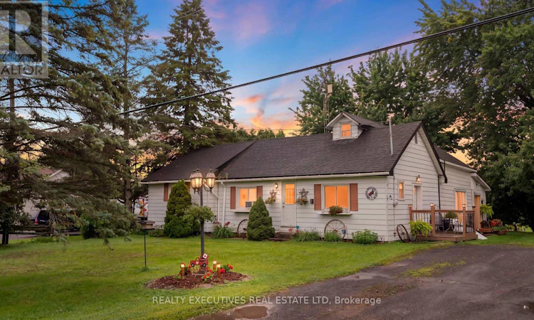 5458 County 8 Road