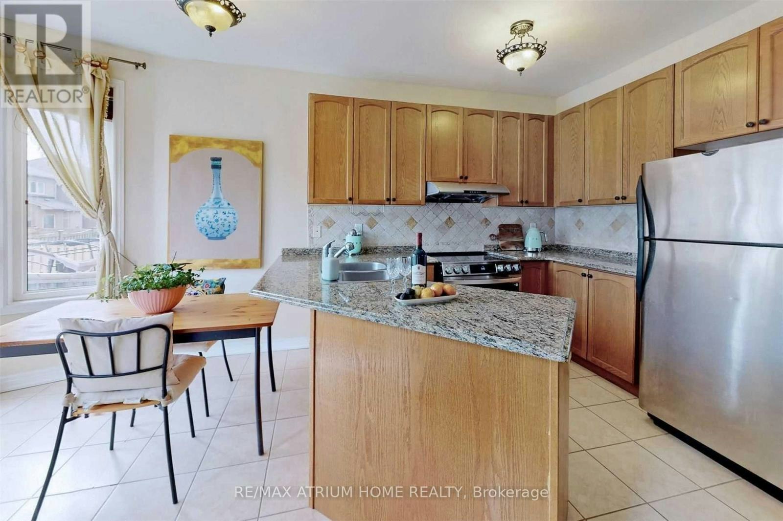 41 Thistle Avenue, Richmond Hill, ON, L4E 0B8 - 4