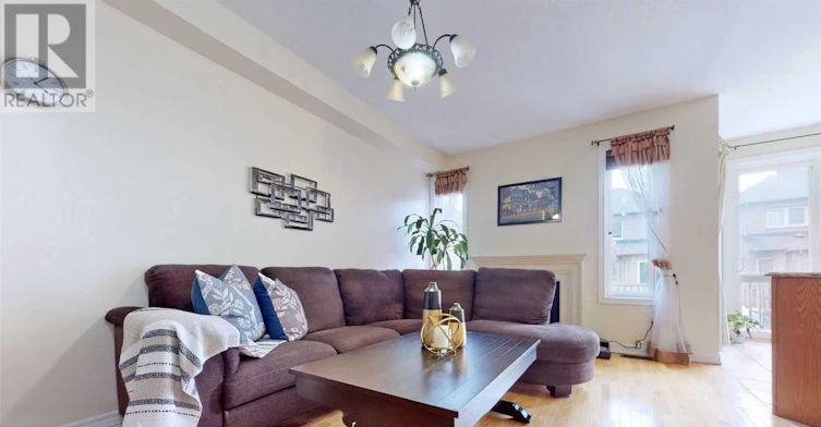 41 Thistle Avenue, Richmond Hill, ON, L4E 0B8 - 3
