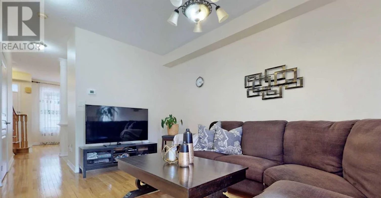 41 Thistle Avenue, Richmond Hill, ON, L4E 0B8 - 2