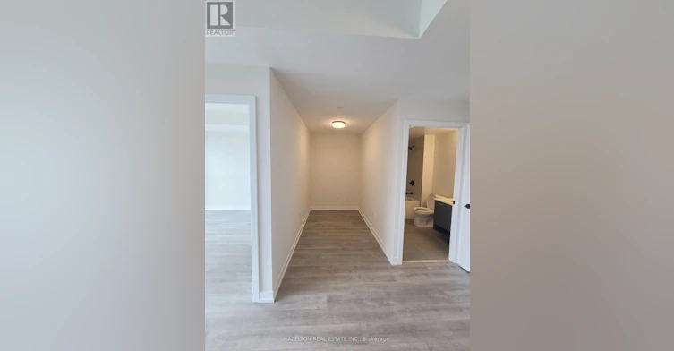 804-2300 St Clair Avenue W, Toronto, ON, M6N 0B3 - 7