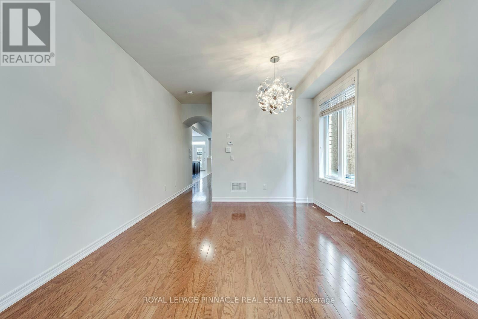 3111 Robert Brown Boulevard, Oakville, ON, L6M 0P9 - 4