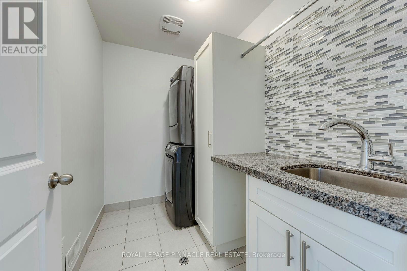 3111 Robert Brown Boulevard, Oakville, ON, L6M 0P9 - 32