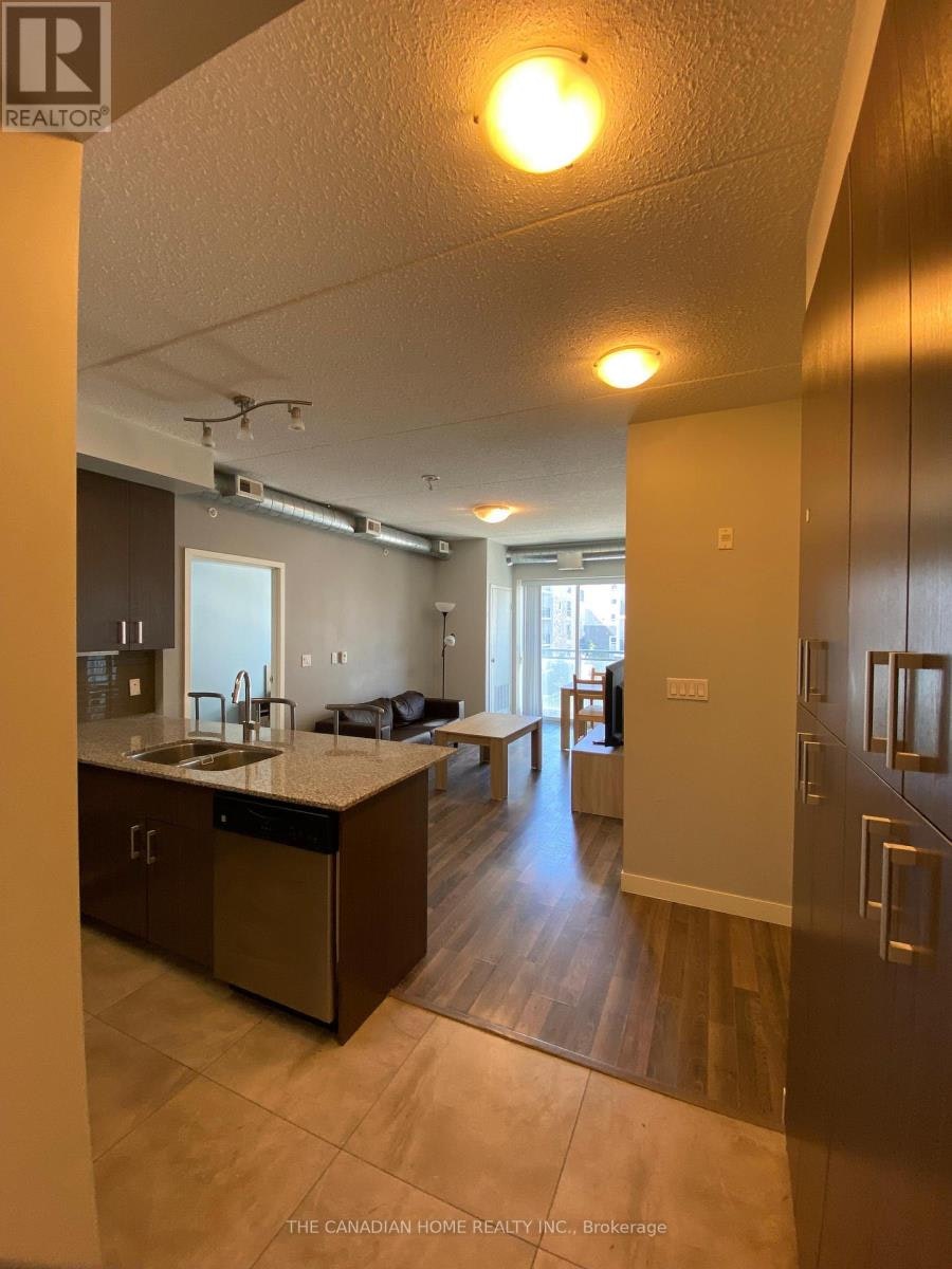 H303-62 Balsam Street, Waterloo, ON, N2L 3H2