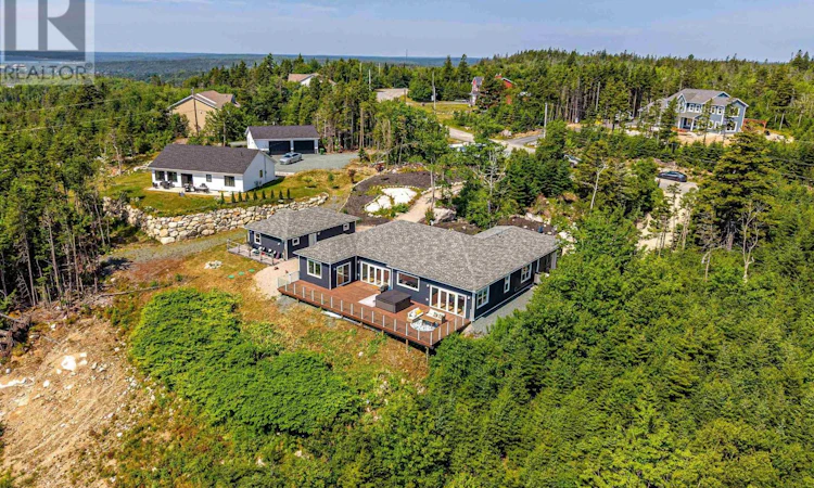 107 Amelinda Crescent