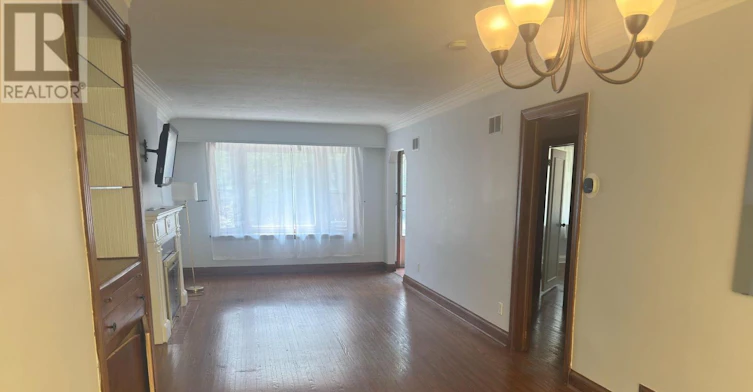 MAIN-206 Burnett Avenue, Toronto, ON, M2N 1V8 - 4