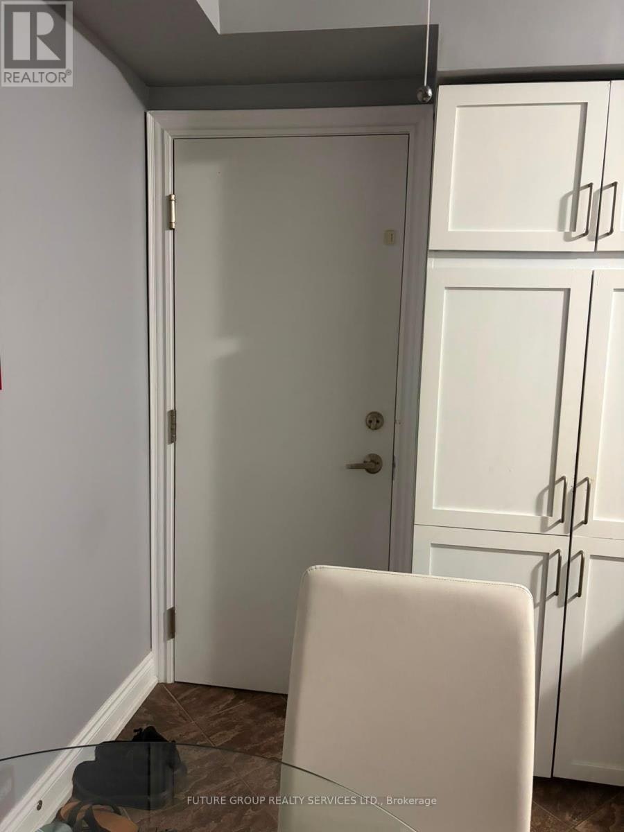 2-613 Dundas Street W, Mississauga, ON, L5B 0B5 - 7