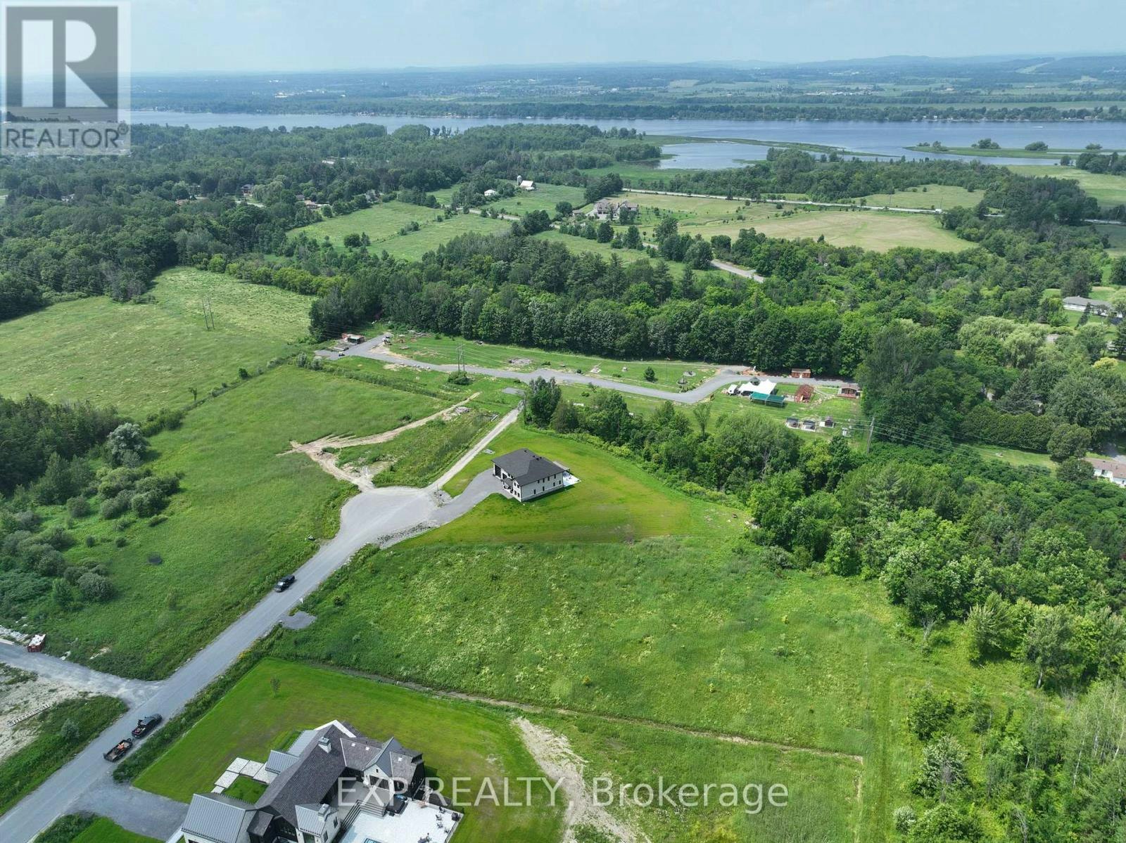 26 Nirmala Drive, Cumberland, ON, K4C 0B2