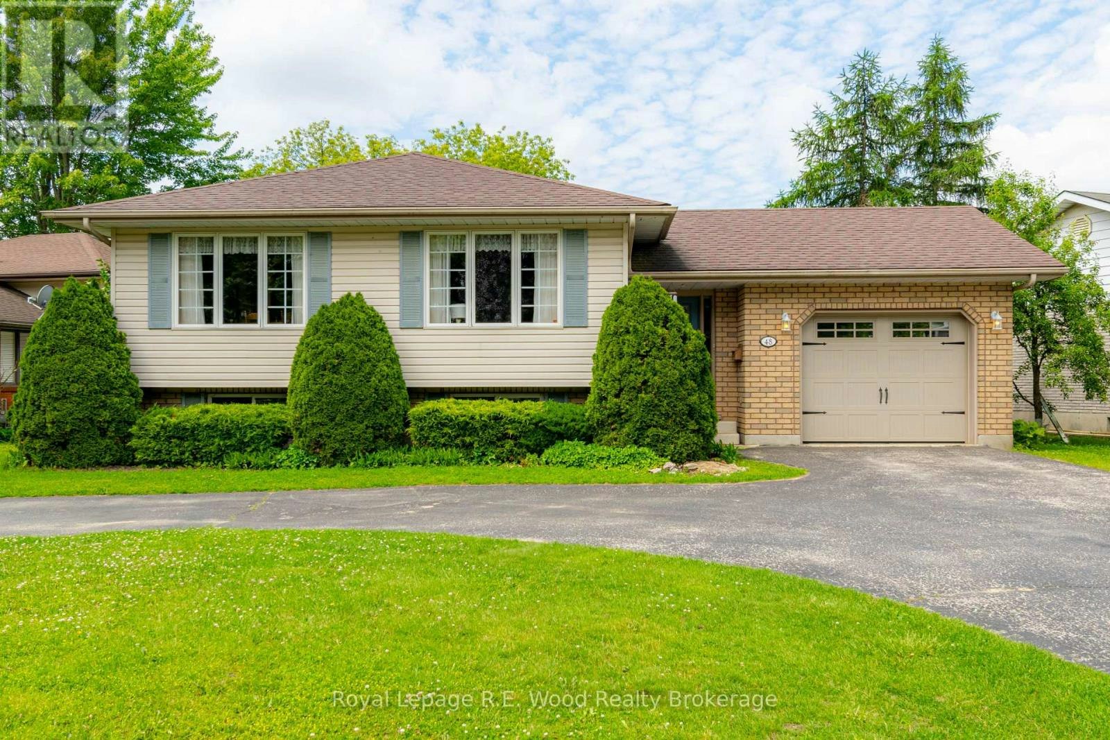 48 Allen Street, Tillsonburg, ON, N4G 4X8