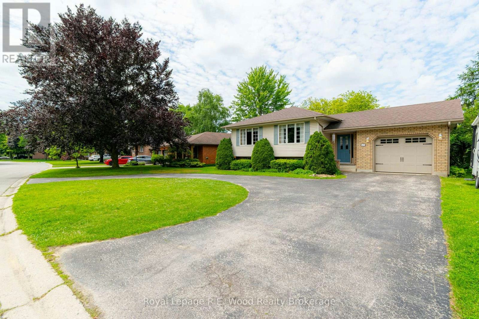 48 Allen Street, Tillsonburg, ON, N4G 4X8