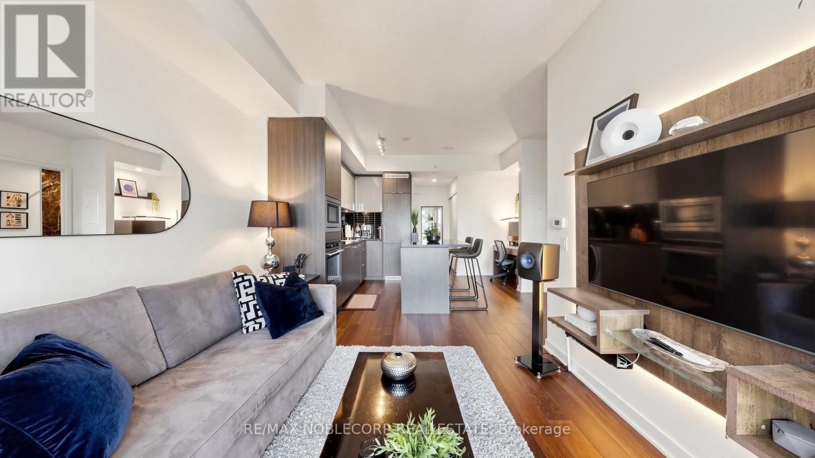 3906-115 Blue Jays Way, Toronto, ON, M5V 0N4 - 7