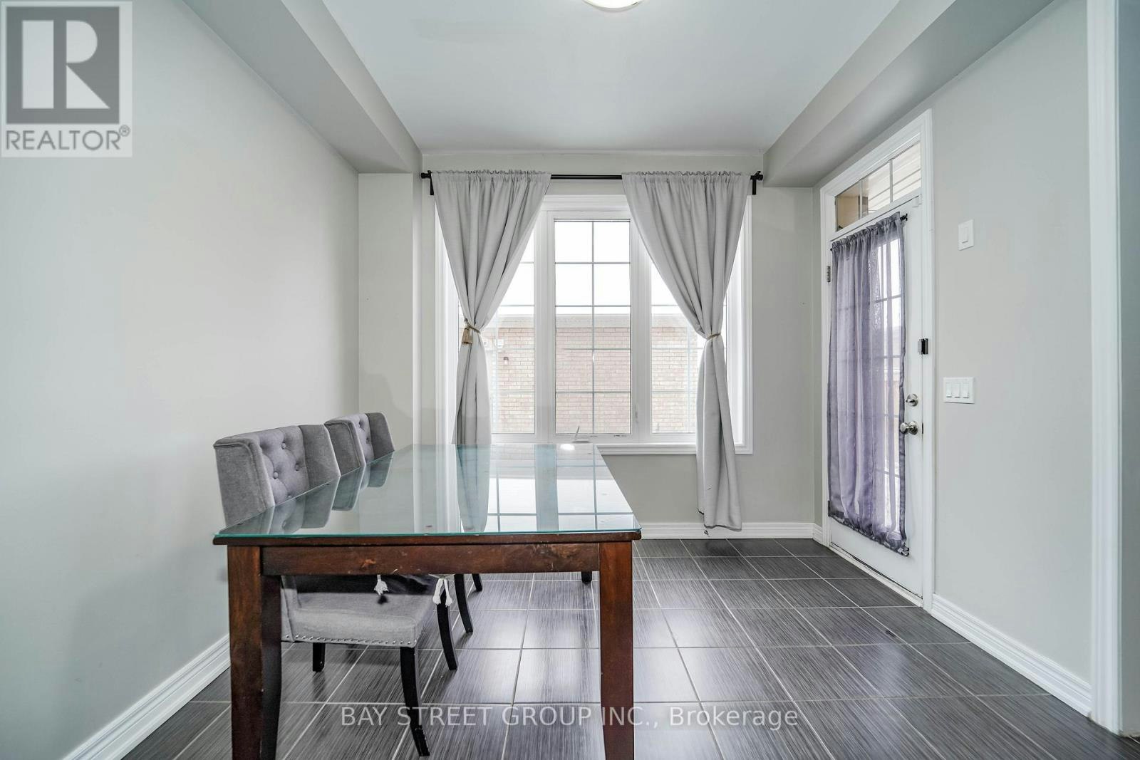 7 Gordon Landon Drive, Markham, ON, L6B 0X9 - 18