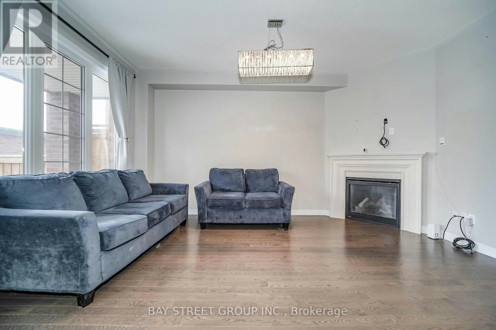7 Gordon Landon Drive, Markham, ON, L6B 0X9 - 14