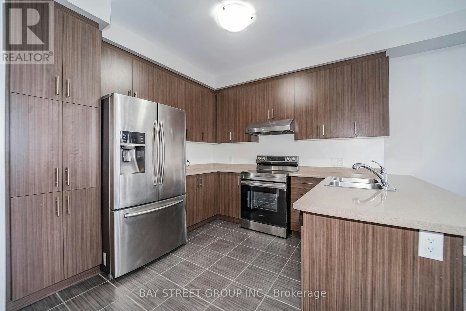 7 Gordon Landon Drive, Markham, ON, L6B 0X9 - 16