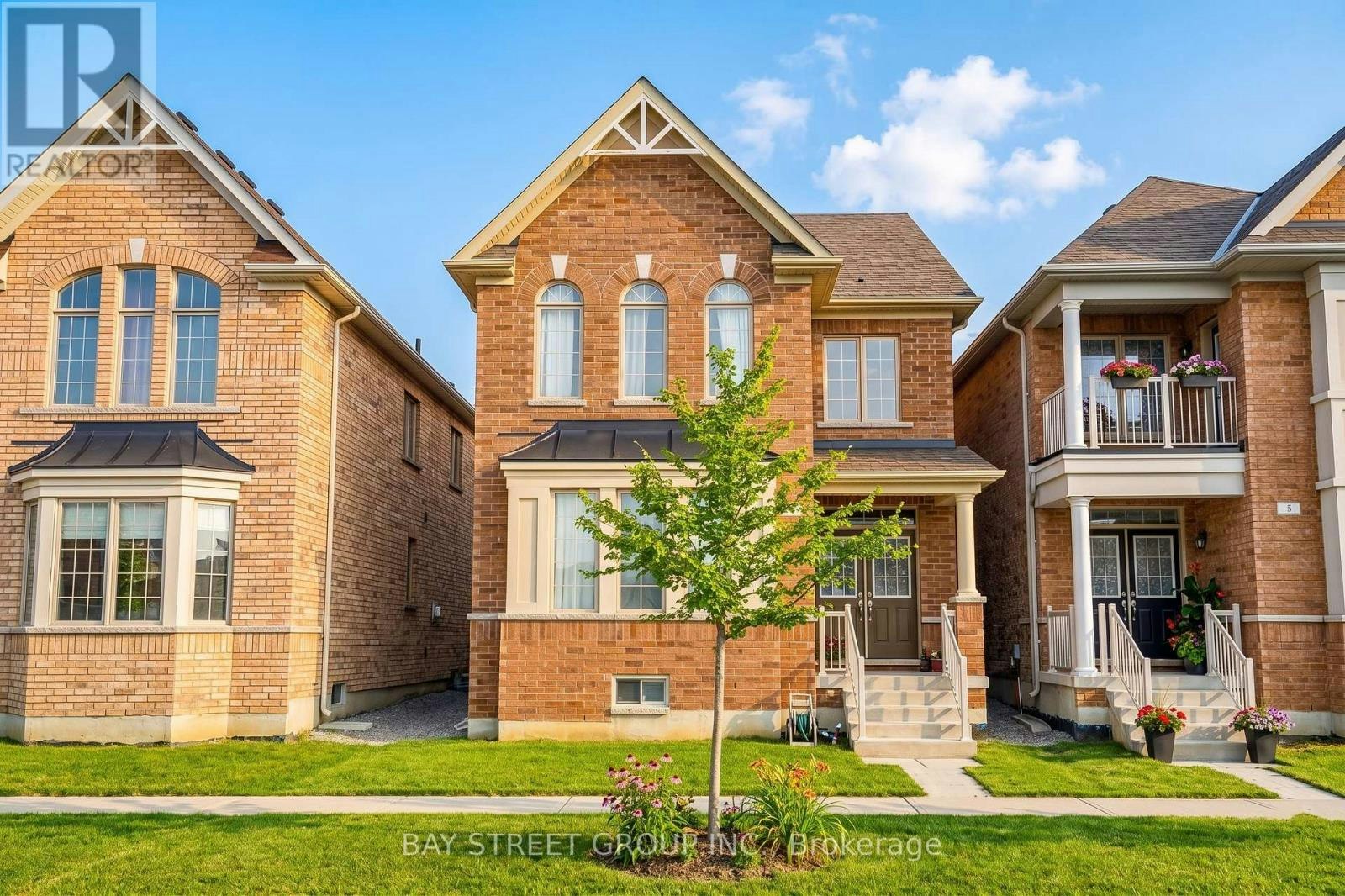 7 Gordon Landon Drive, Markham, ON, L6B 0X9