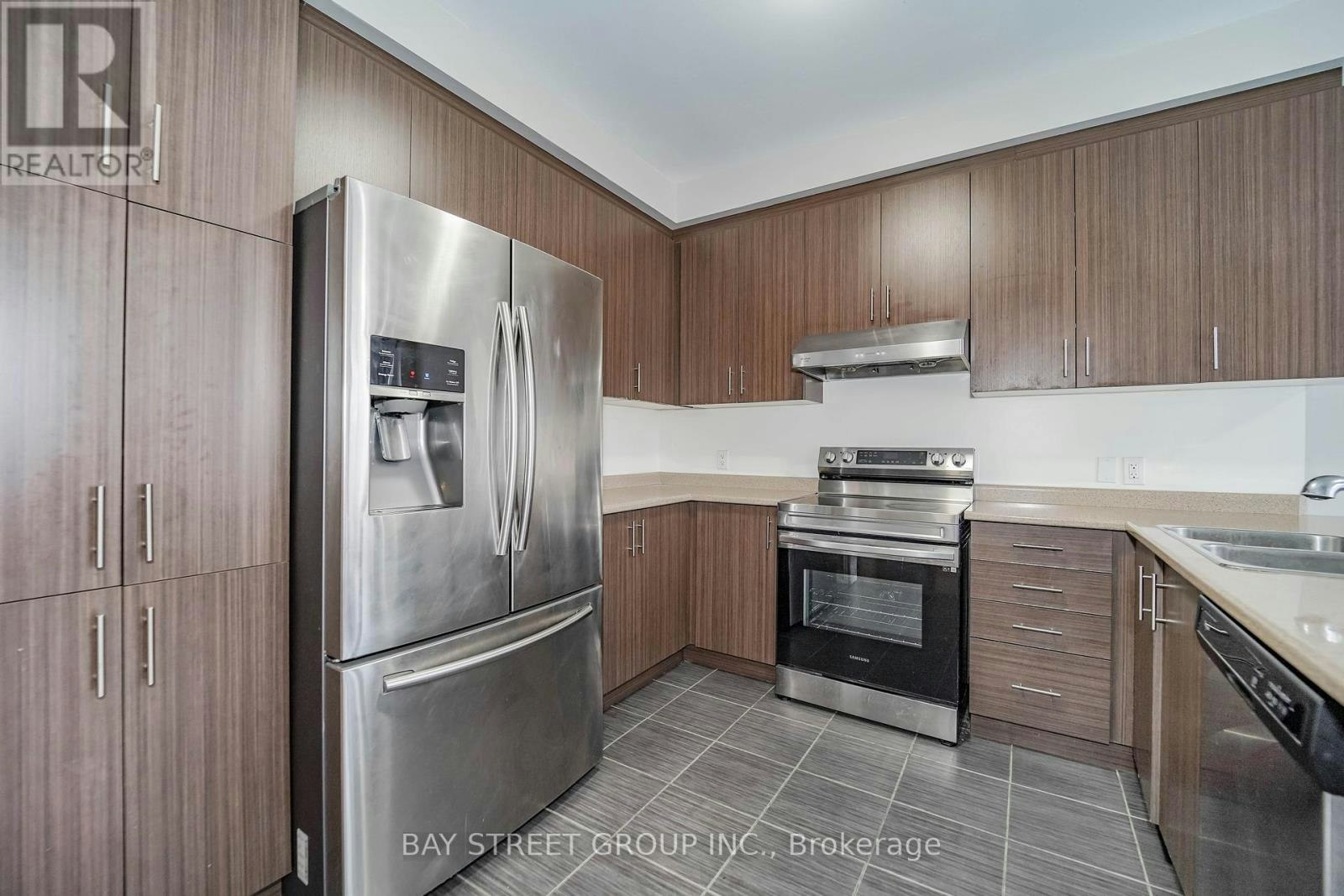 7 Gordon Landon Drive, Markham, ON, L6B 0X9 - 5