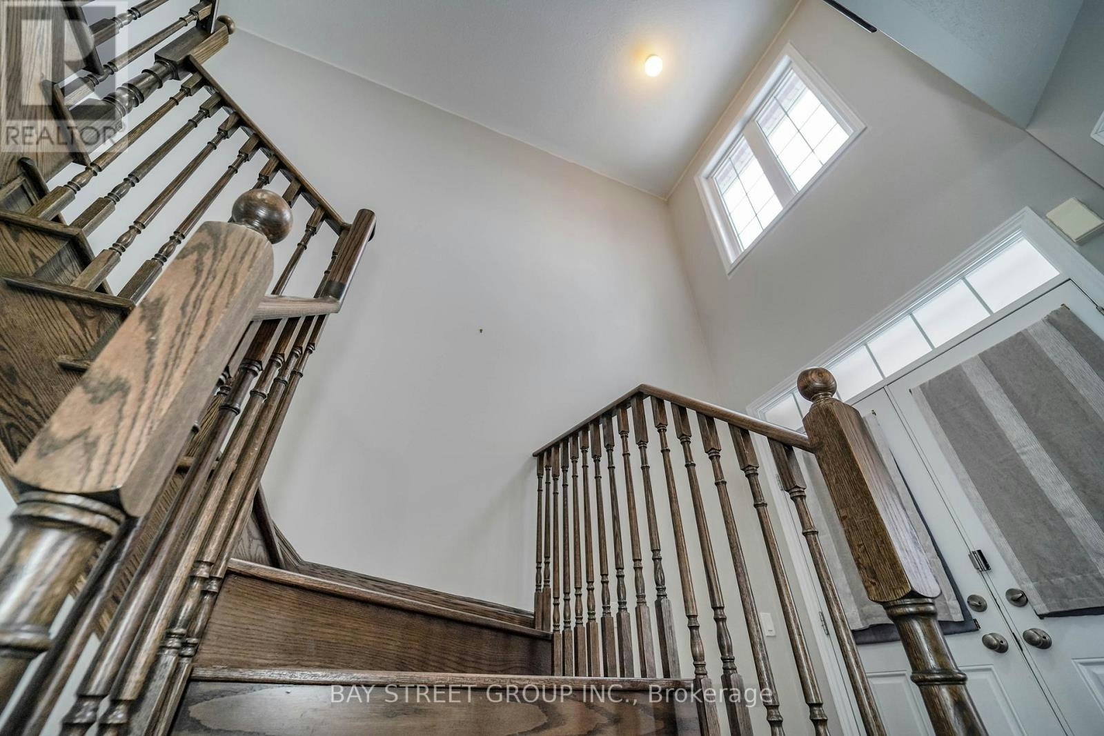 7 Gordon Landon Drive, Markham, ON, L6B 0X9 - 6