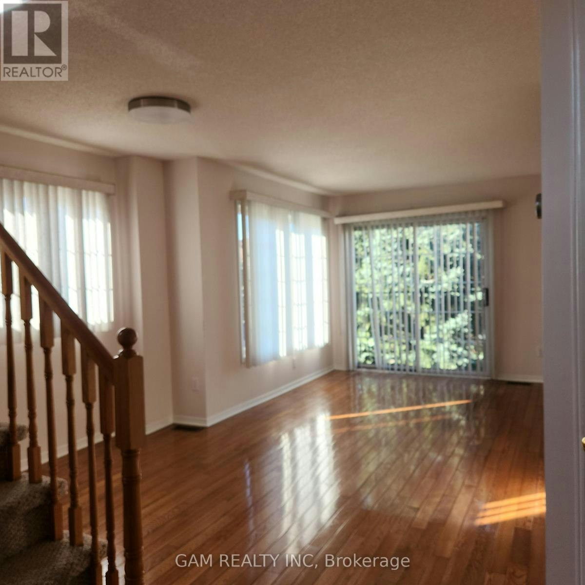 101-5030 Heatherleigh Avenue N, Mississauga, ON, L5V 2G7 - 8