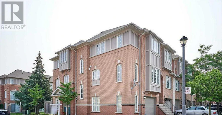 101-5030 Heatherleigh Avenue N, Mississauga, ON, L5V 2G7