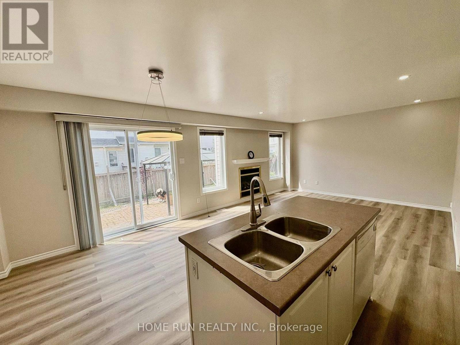52 Collington Street, Ottawa, ON, K2G 6X3 - 14