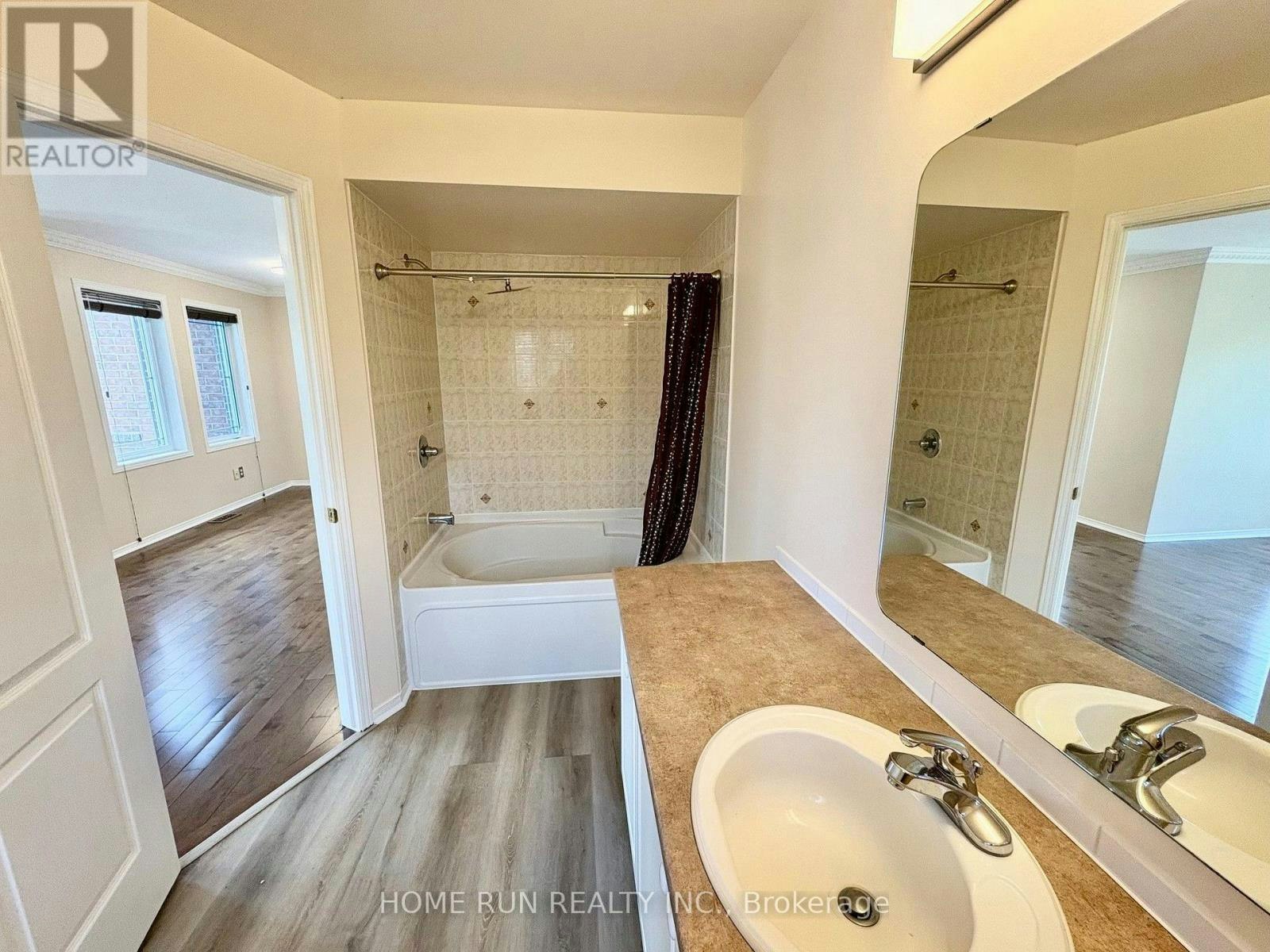 52 Collington Street, Ottawa, ON, K2G 6X3 - 30