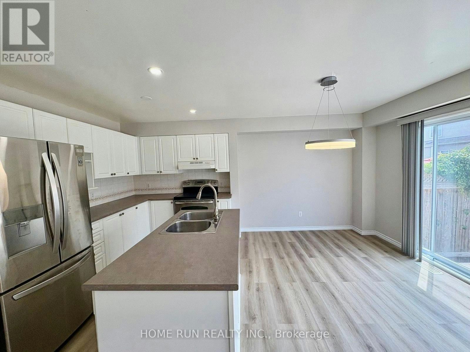 52 Collington Street, Ottawa, ON, K2G 6X3 - 16
