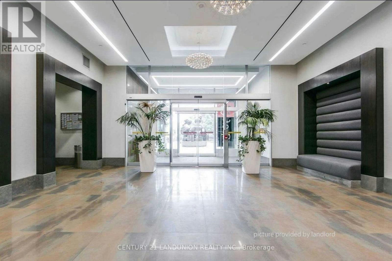 2714-18 Yonge Street, Toronto, ON, M5E 1Z8 - 3