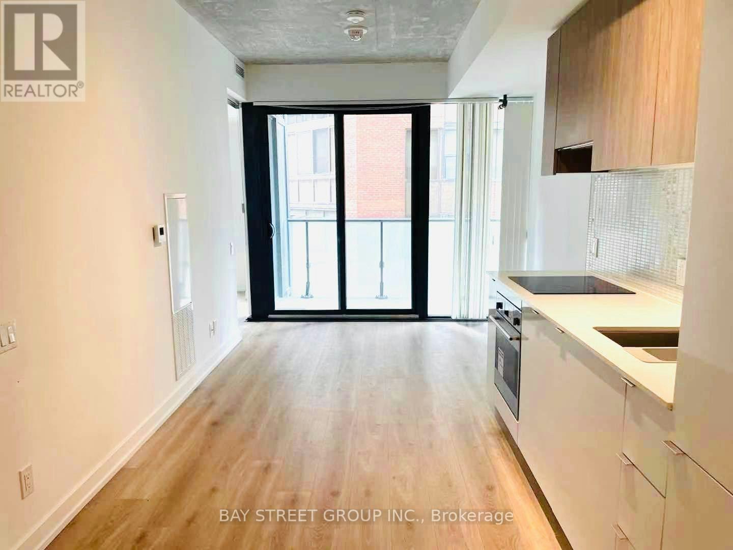 320-161 Roehampton Avenue, Toronto, ON, M4P 0C8 - 4