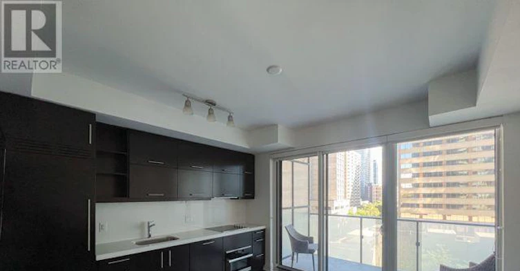 610-65 St. Mary Street, Toronto, ON, M5S 0A6 - 2