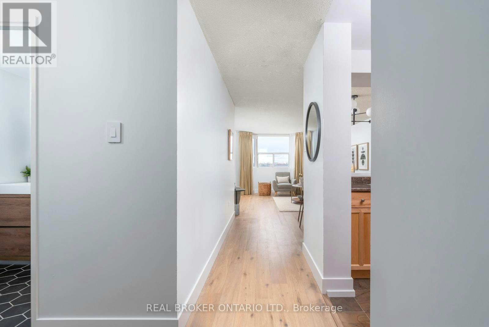 1601-3845 Lake Shore Boulevard W, Toronto, ON, M8W 4Y3 - 2