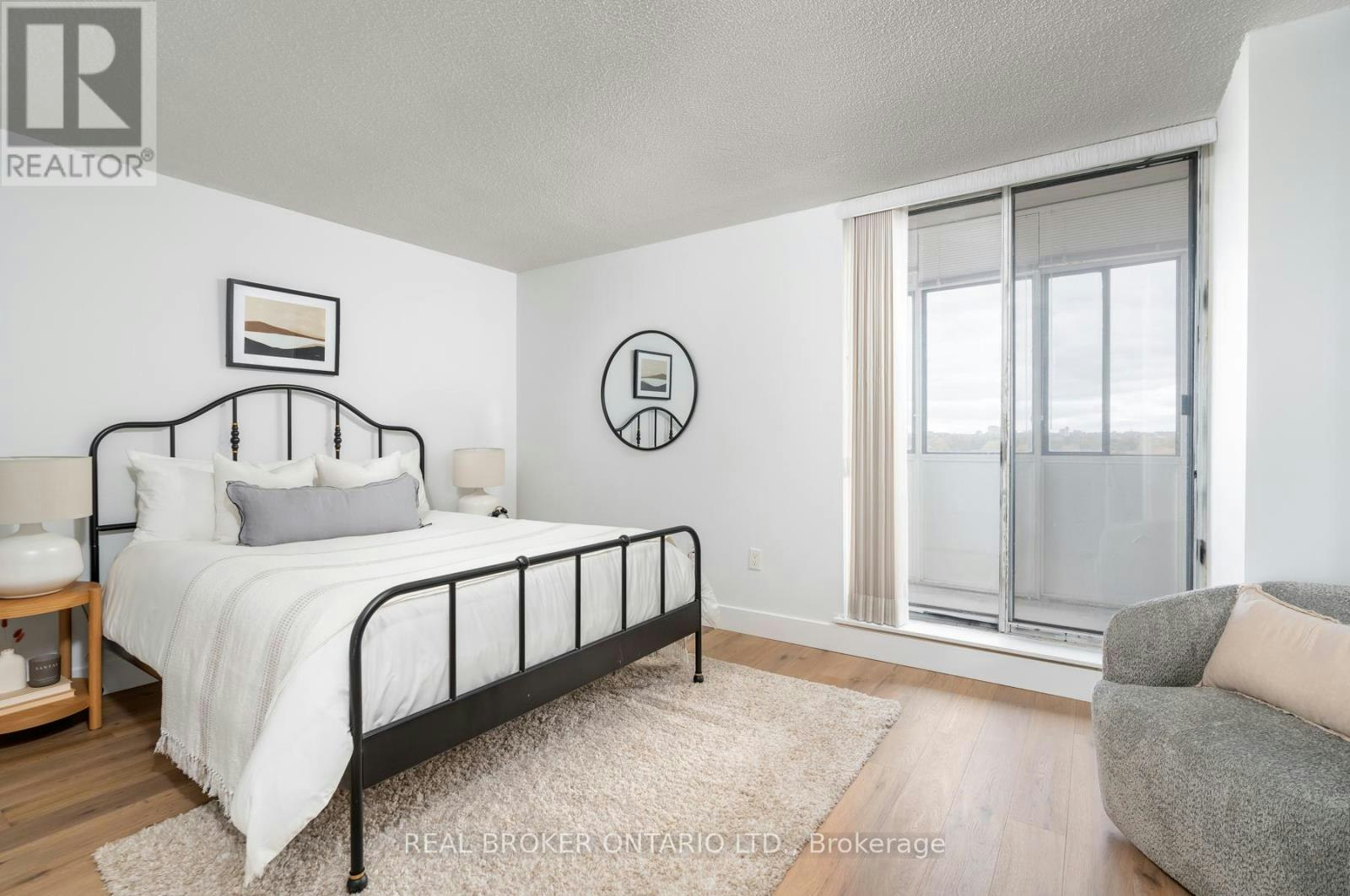 1601-3845 Lake Shore Boulevard W, Toronto, ON, M8W 4Y3 - 16