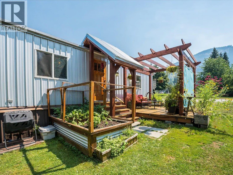 18-2917 Georama Road, Nelson, BC, V1L 6Y7