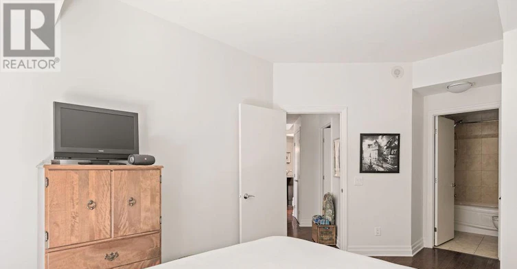 514-235 Kent Street, Ottawa, ON, K2P 1Z9 - 14