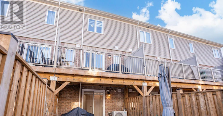 6 Pumpkin Corner Crescent, Barrie, ON, L9J 0T6 - 44