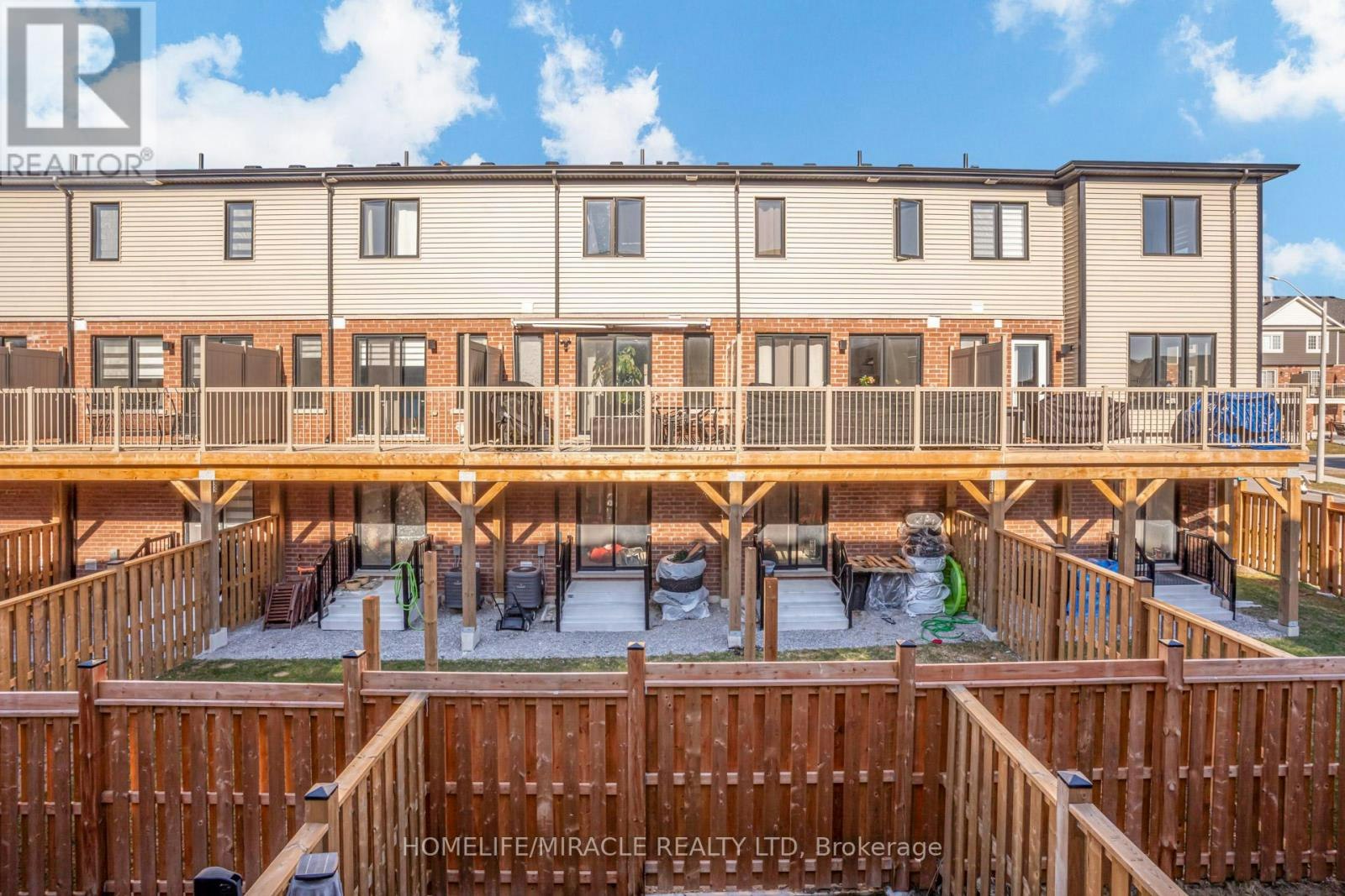 6 Pumpkin Corner Crescent, Barrie, ON, L9J 0T6 - 45