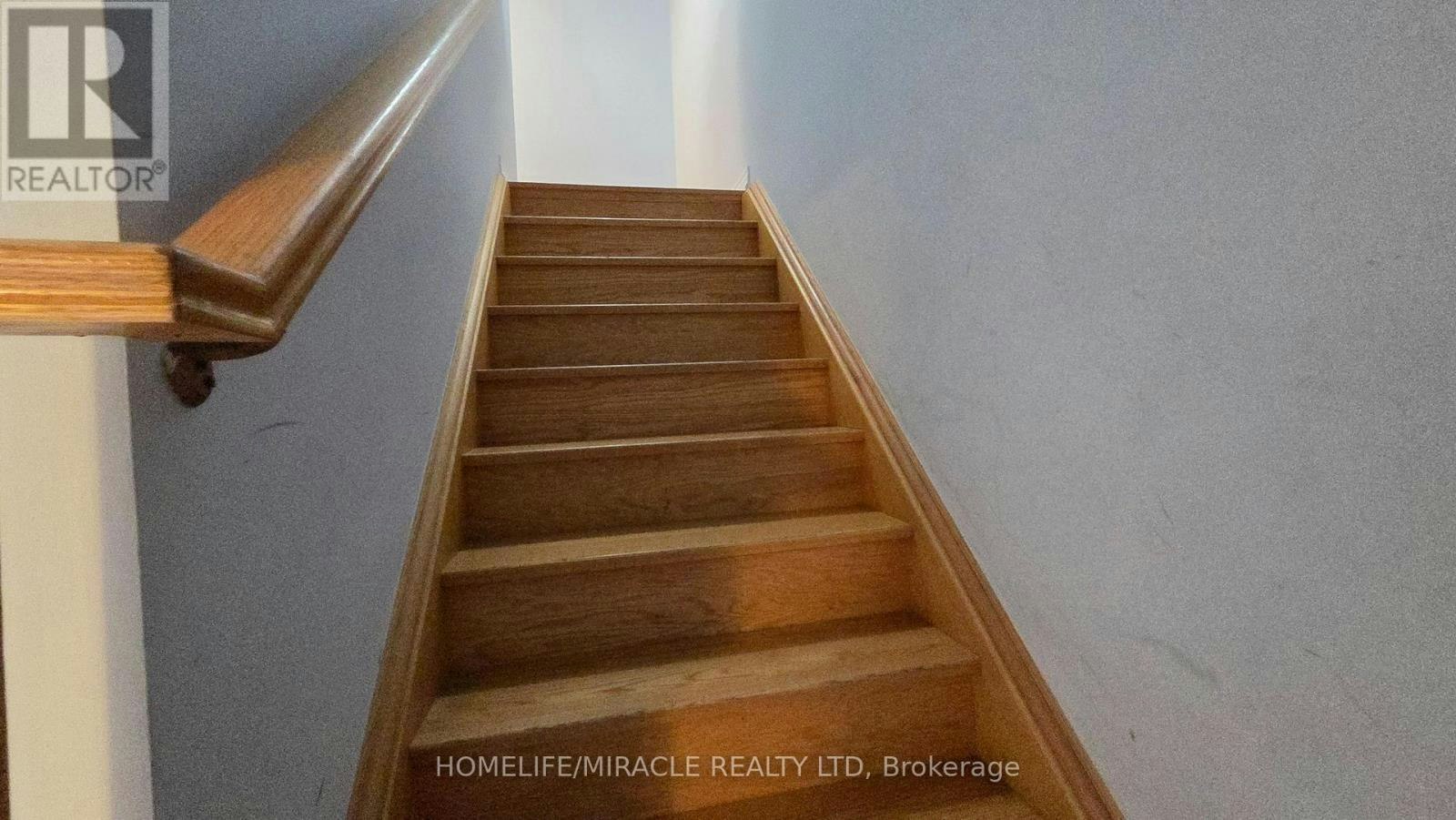 12 Pearman Crescent, Brampton, ON, L7A 4V8 - 12