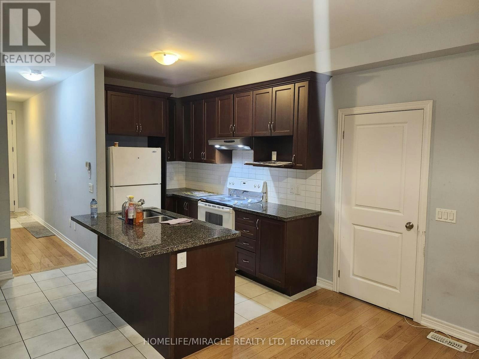 12 Pearman Crescent, Brampton, ON, L7A 4V8 - 2