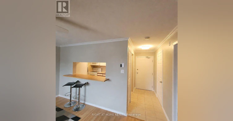 414-260 Brittany Drive, Ottawa, ON, K1K 4M2 - 2