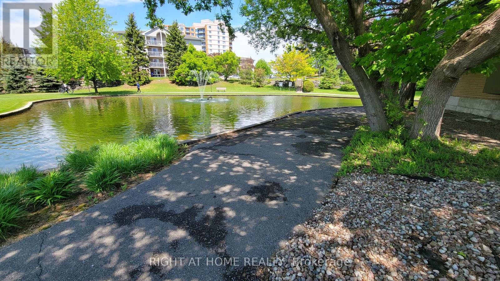 414-260 Brittany Drive, Ottawa, ON, K1K 4M2 - 22