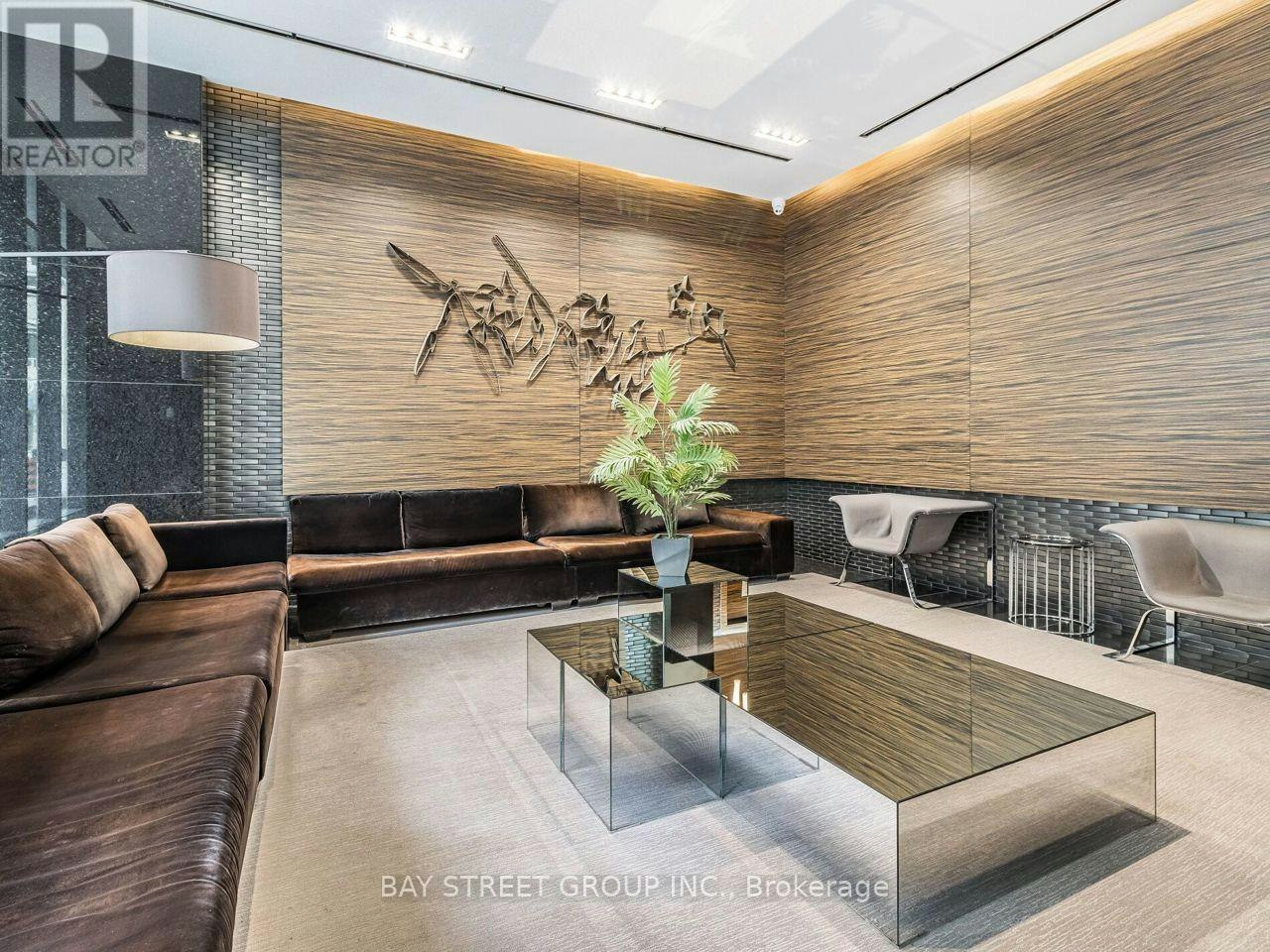 1909-770 Bay Street, Toronto, ON, M5G 0A6 - 5
